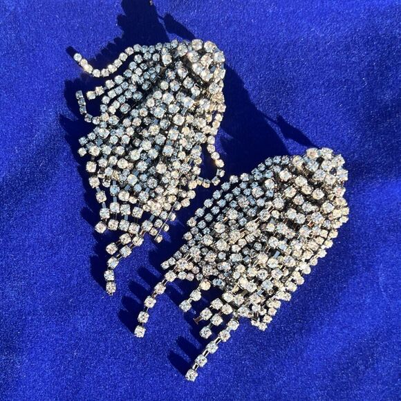 Silver Rhinestone Tassel Fringe Statement Earrings - Picture 8 of 12